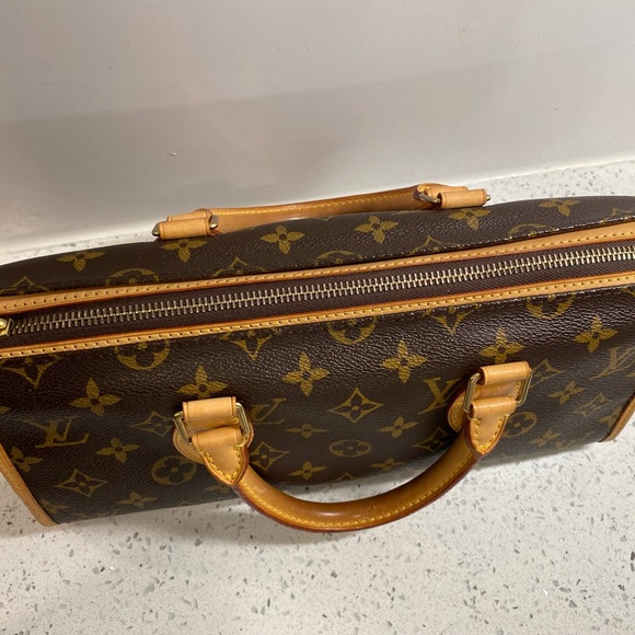 Authentic Louis Vuitton - Popincourt PM - Picture 4 of 7